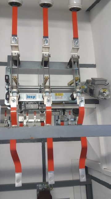 Vnitřní odpojovače, odpínače, zkratovače a uzemňovače