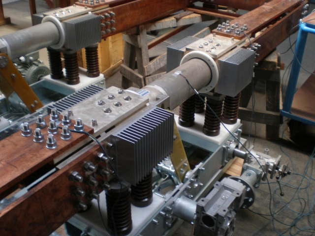 Vnitřní odpojovače, odpínače, zkratovače a uzemňovače