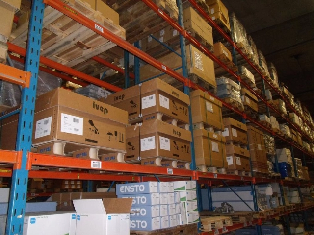 Venkovní odpínače, úsečníky a odpojovače