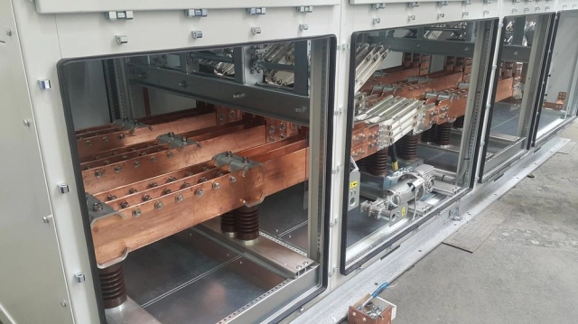 Air insulated LV, MV switchgears, Generator switchgears, Transient cabinets