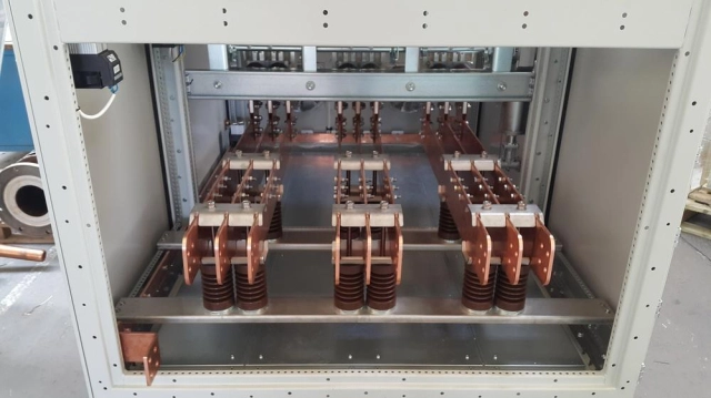 Air insulated LV, MV switchgears, Generator switchgears, Transient cabinets