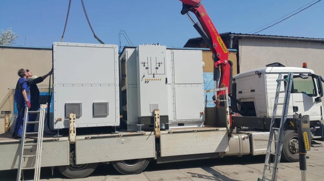 Air insulated LV, MV switchgears, Generator switchgears, Transient cabinets