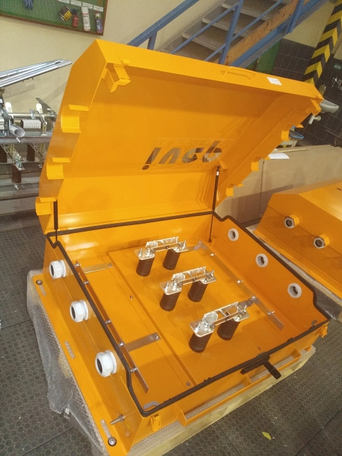 Rozvaděče NN, VN, Generátorové rozvaděče,  Přechodové skříně