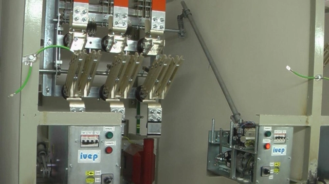 Indoor and outdoor, hand or motor drives