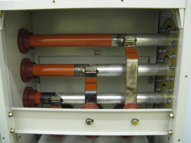 Air insulated LV, MV switchgears, Generator switchgears, Transient cabinets